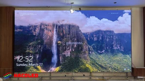 Lắp Đặt Màn Hình LED P2.5 Trong Nhà Tại Thành Uỷ Hạ Long