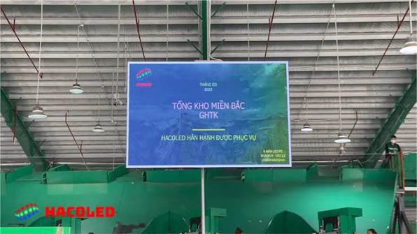 Lắp Đặt 6 Màn Hình LED P5 Trong Nhà Tại Tổng Kho Miền Bắc Giao Hàng Tiết Kiệm