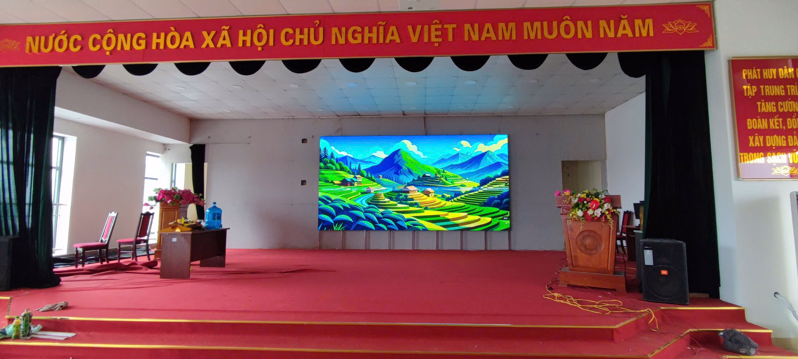 Lắp Đặt Màn Hình LED P2 Trong Nhà Tại UBND Huyện Triệu Sơn, Thanh Hóa