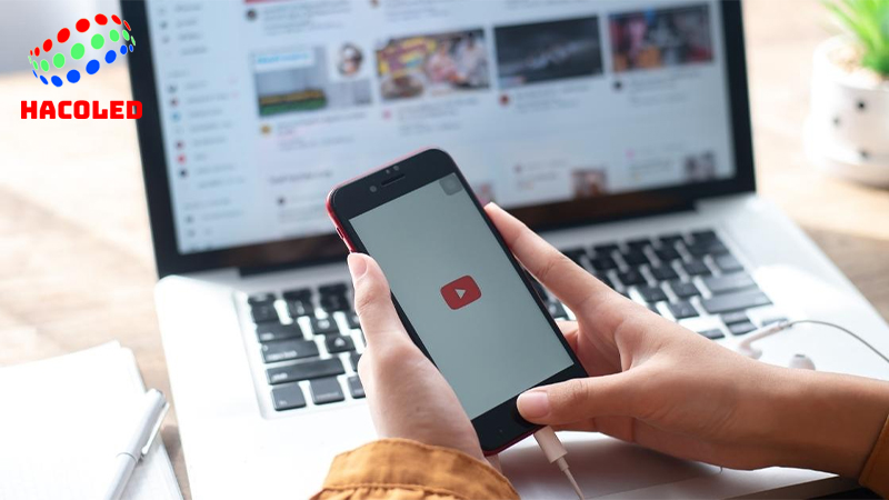 Hướng Dẫn Chi Tiết Cách Xem YouTube Tắt Màn Hình Đơn Giản Và Tiện Lợi 5 anh cach xem youtube tat man hinh 2