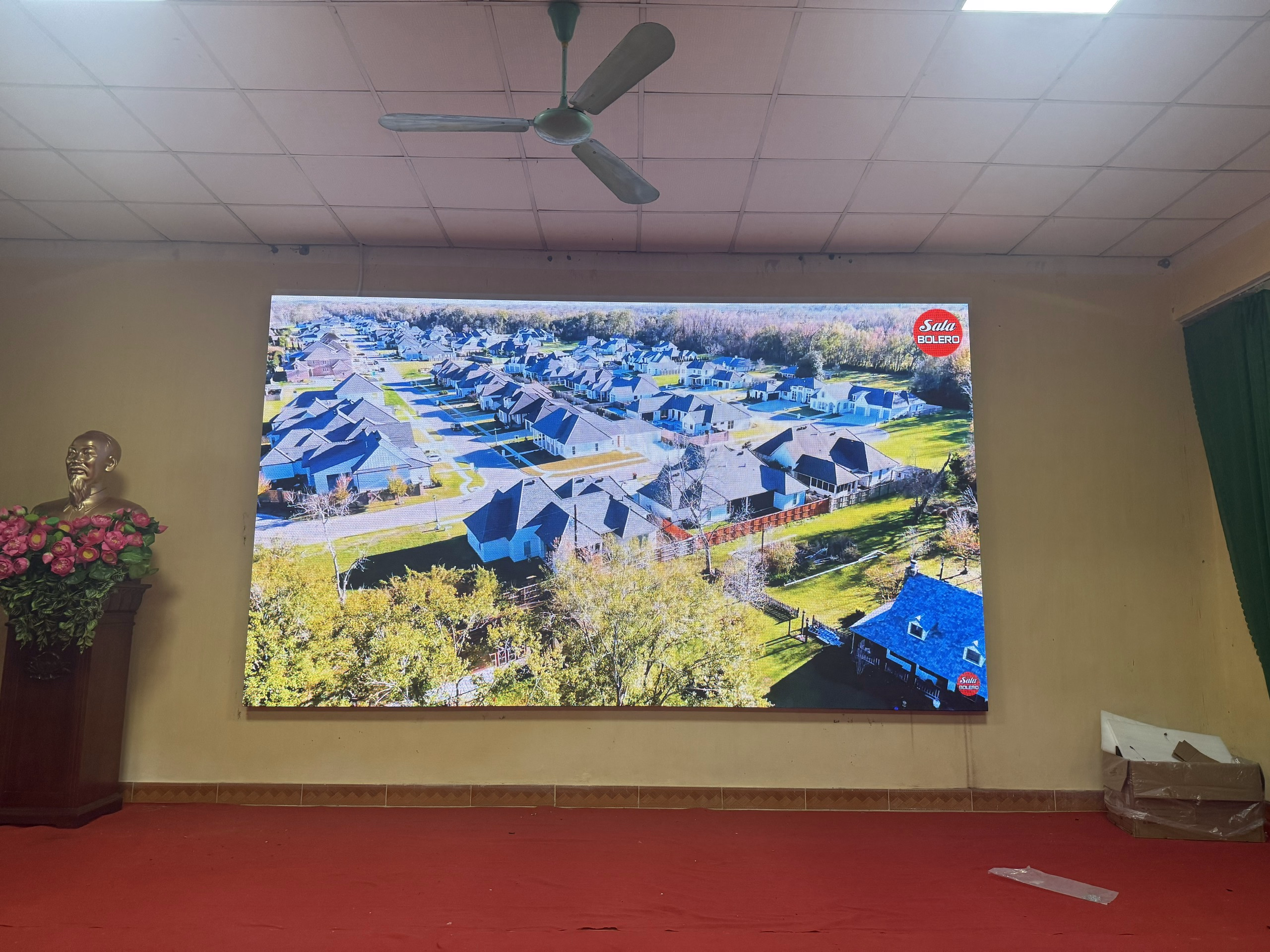 Lắp Đặt Màn Hình LED P2 Trong Nhà Tại Công Ty Cổ Phần Thiết Bị Và Giải Pháp Cơ Khí Automech