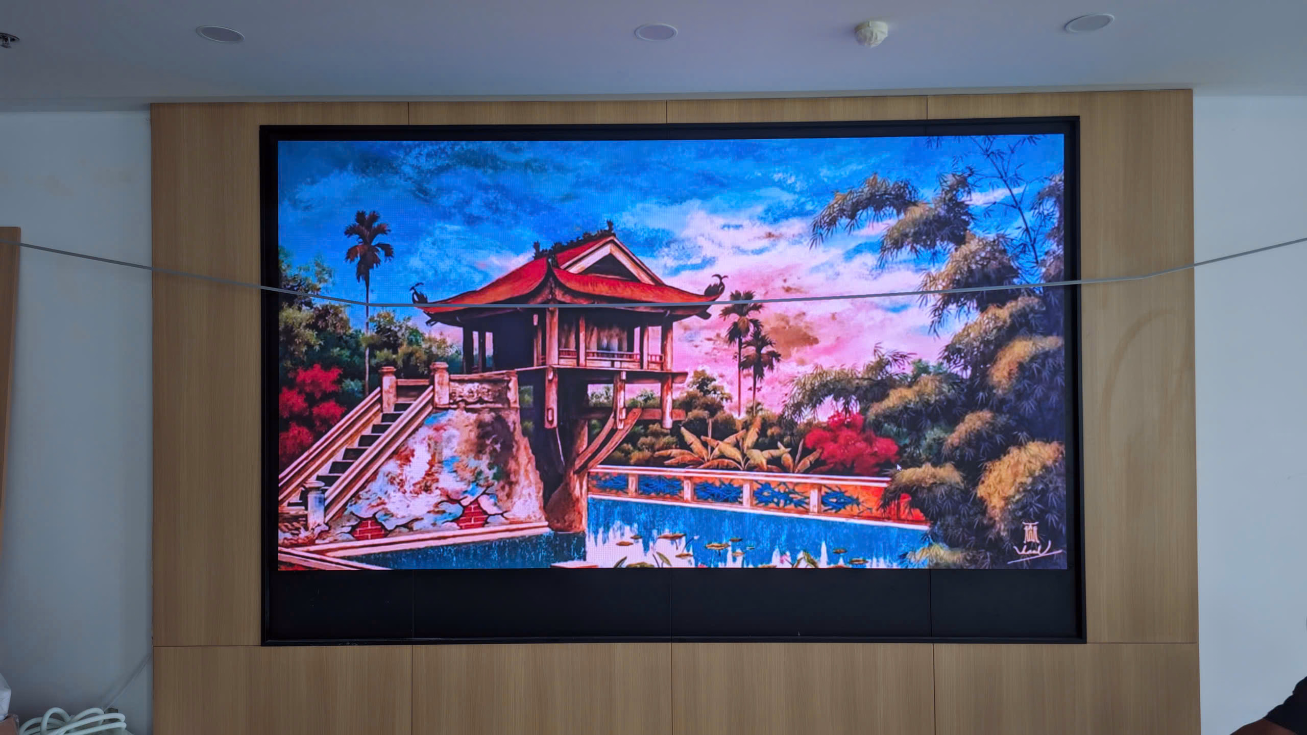Lắp Đặt Màn Hình LED P1.6 Trong Nhà Tại Masterise Home Ocean Park
