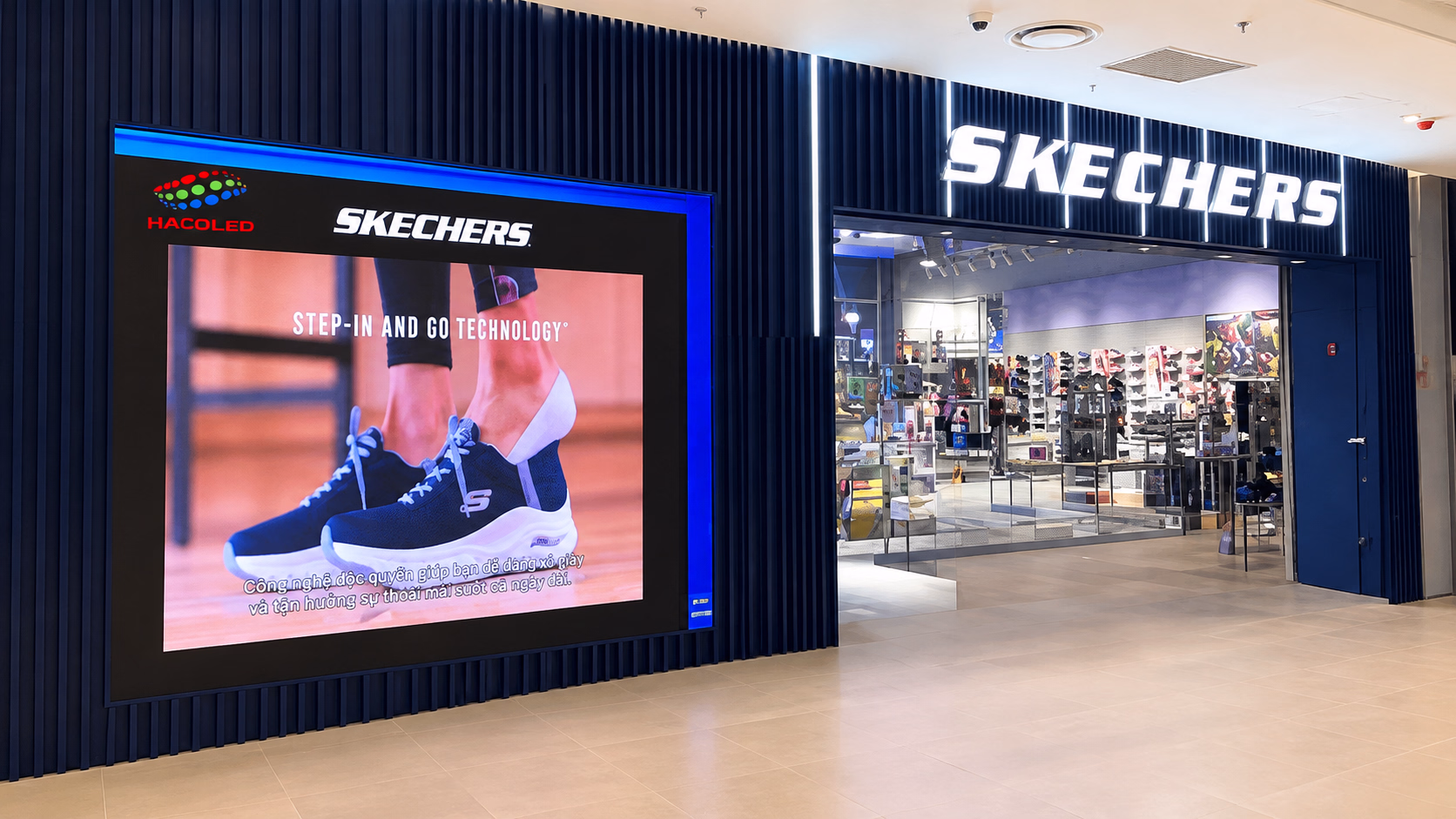 Lắp Đặt Màn Hình LED P2.5 Trong Nhà Tại SKECHERS Lotte Tây Hồ