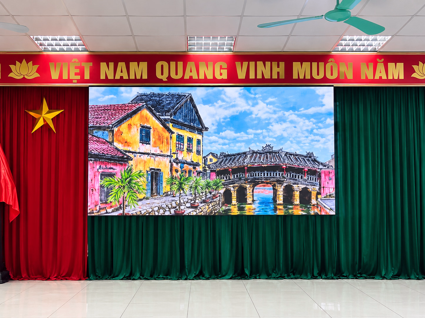 Lắp Đặt Màn Hình LED P2.5 Trong Nhà Tại Trung Tâm Điều Dưỡng Người Có Công Tam Đảo
